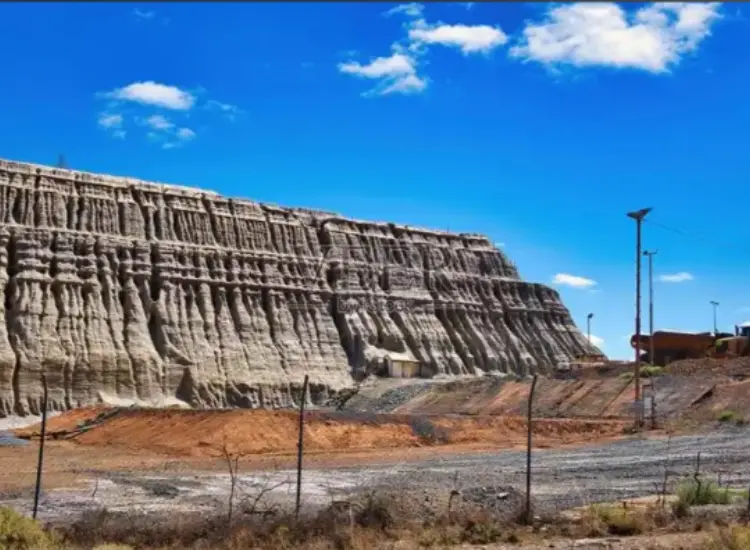 Comprehensive Recovery Test of Gold Mine Tailings